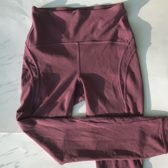 lululemon athletica Pants - Lululemon athletica Plum/blush/dusty rose Leggings